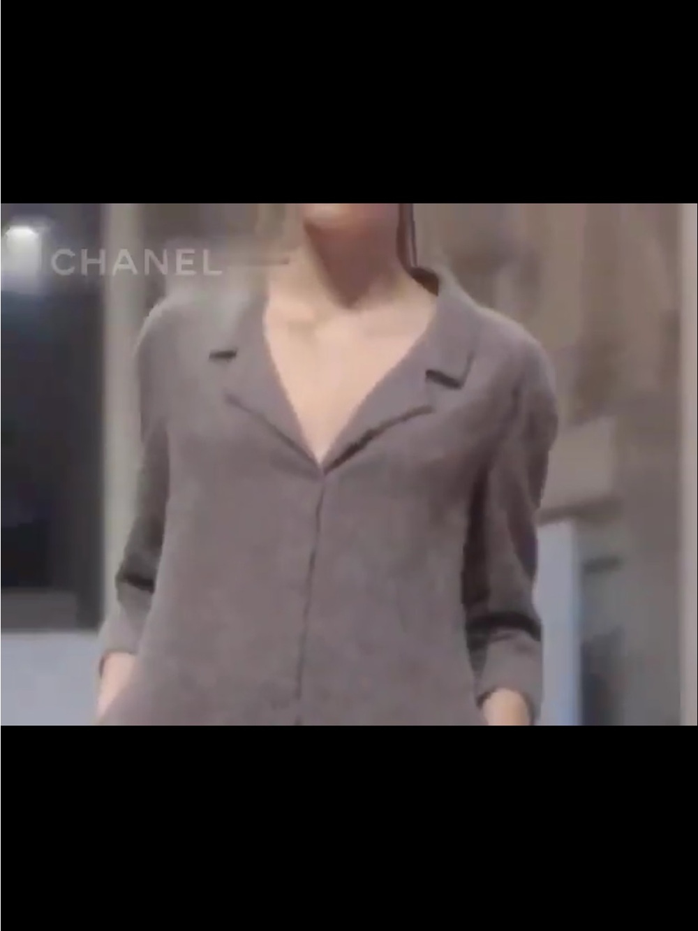 CHANEL Vintage Fall 1999 Coat - Picture 11 of 11